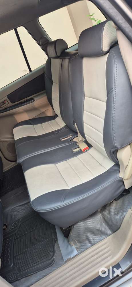 Toyota Innova 2.5 G (diesel) 7 Seater, 2010, Diesel