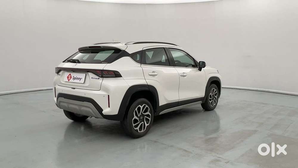 Maruti Suzuki Fronx Alpha 1.0l Turbo 6 At, 2023, Petrol