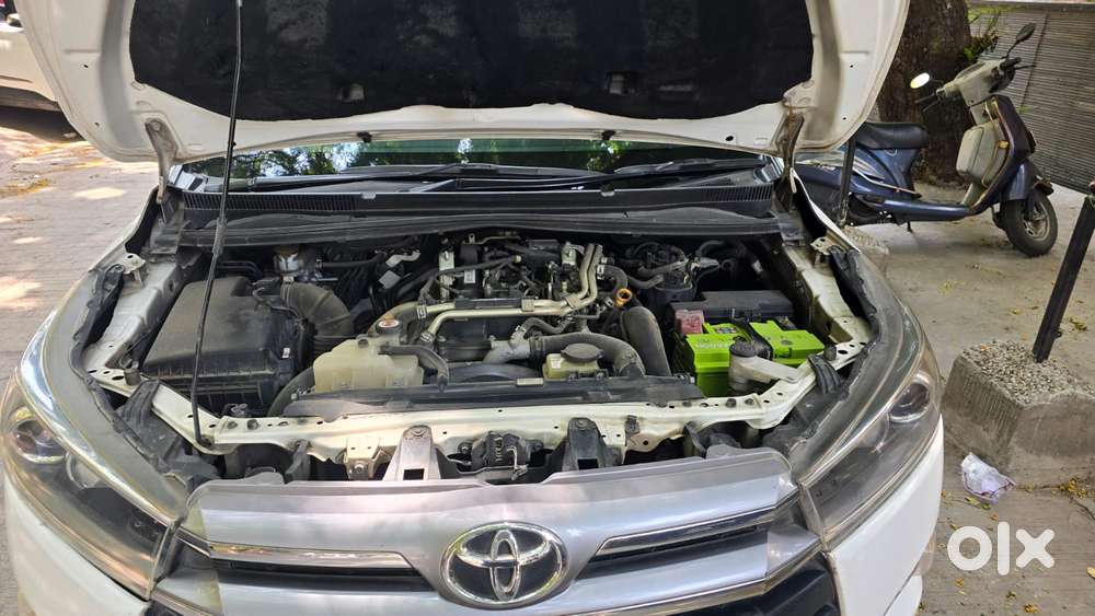Toyota Innova Crysta 2.4 V 8 Str, 2018, Diesel