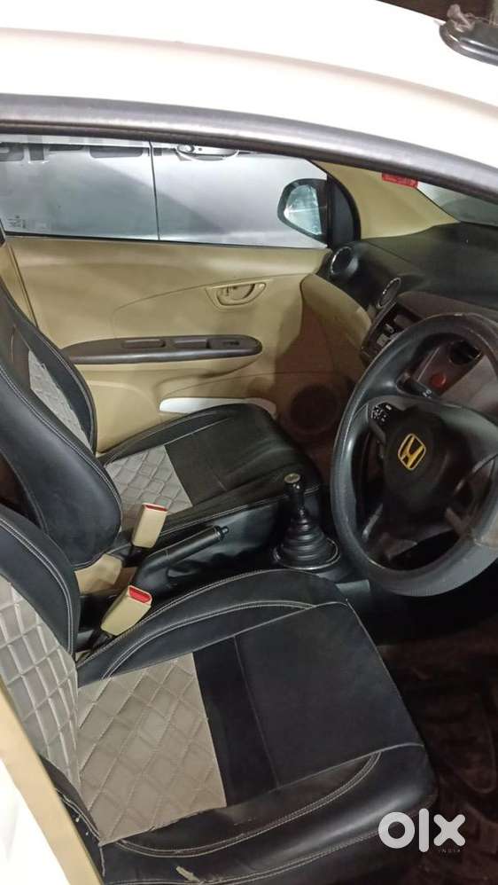 Honda Brio 2012 Petrol Well Maintained