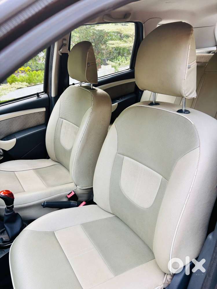 2014 Duster Diesel  82k Km  Doctor Owned