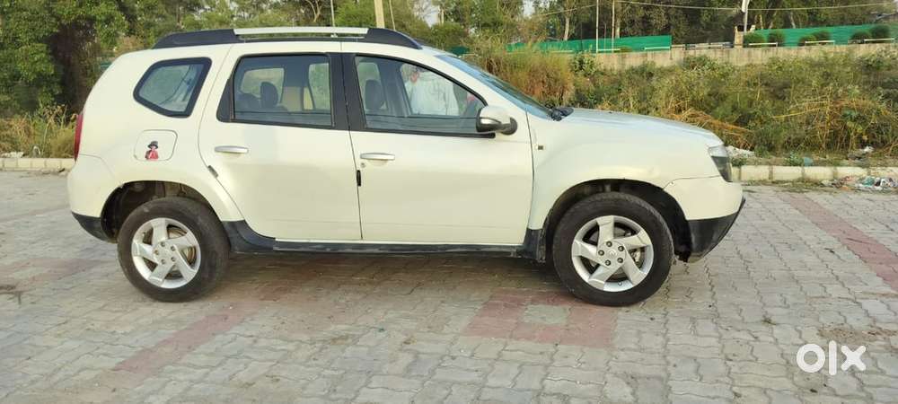 Renault Duster 2015 Diesel Well Maintained