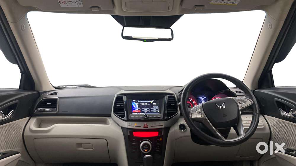 Mahindra Xuv300 1.2 W8 (o) Amt Petrol, 2022, Petrol