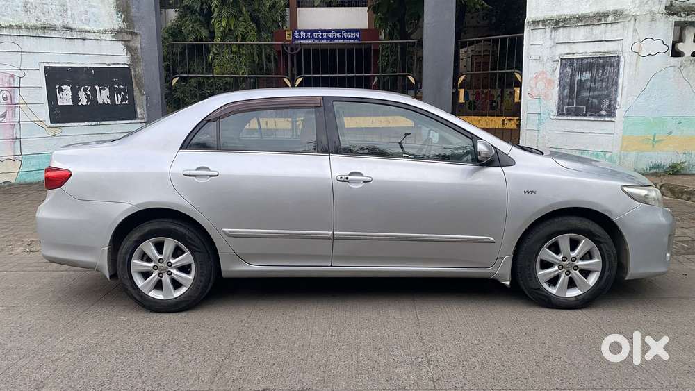 Toyota Corolla Altis [ ] 1.8 Vl At, 2011, Petrol