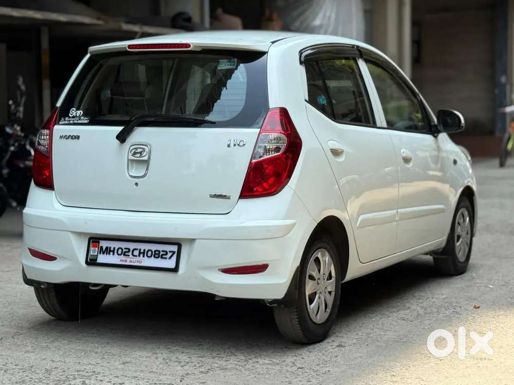 Hyundai I10 2011 Petrol 70000 Km Driven