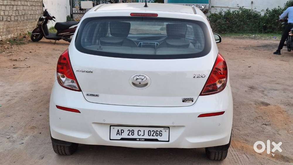 Hyundai I20 2015-2017 Sportz Option 1.4 Crdi, 2012, Diesel