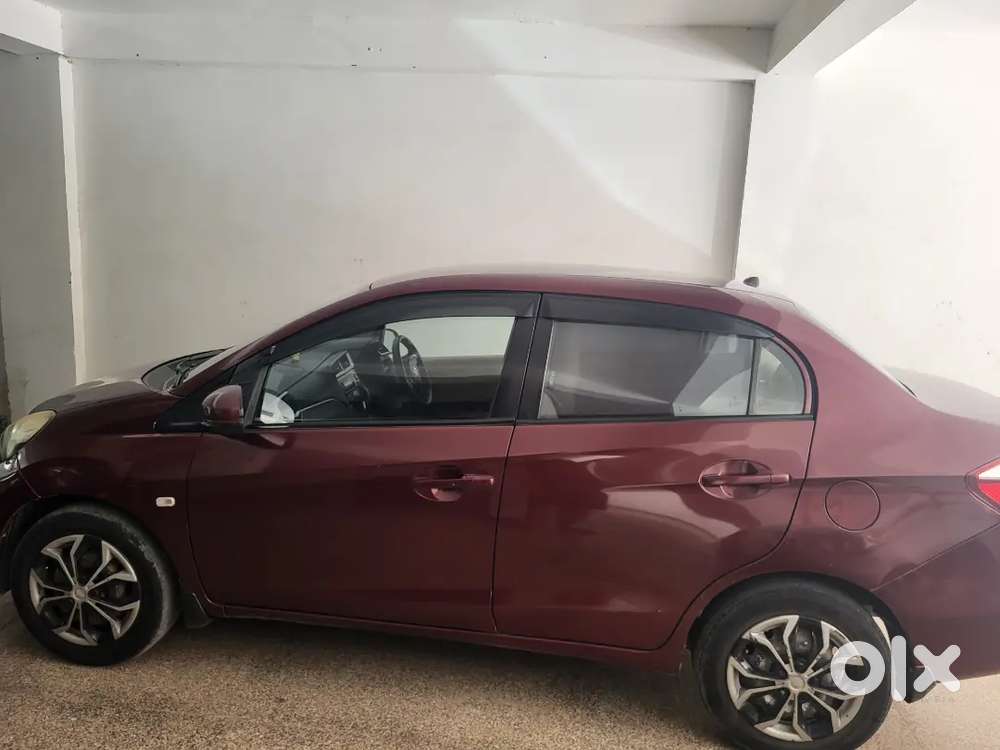 Honda Amaze 2016 -cng & Petrol