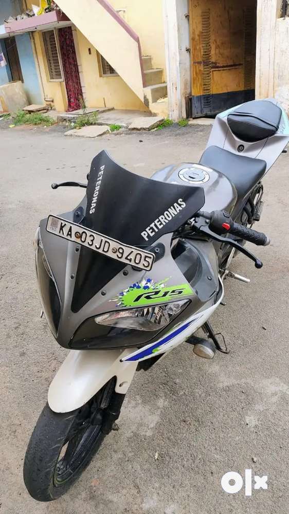 R15 v2 olx online