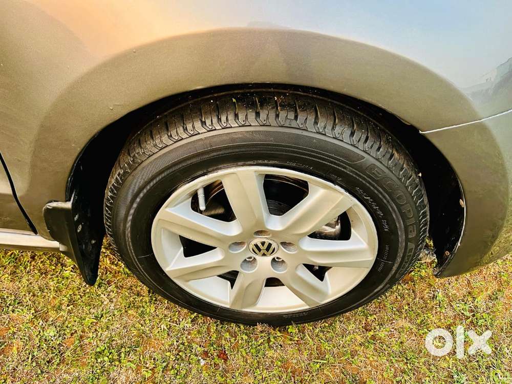 Volkswagen Polo 2009-2013 Petrol Highline 1.6l, 2014, Petrol