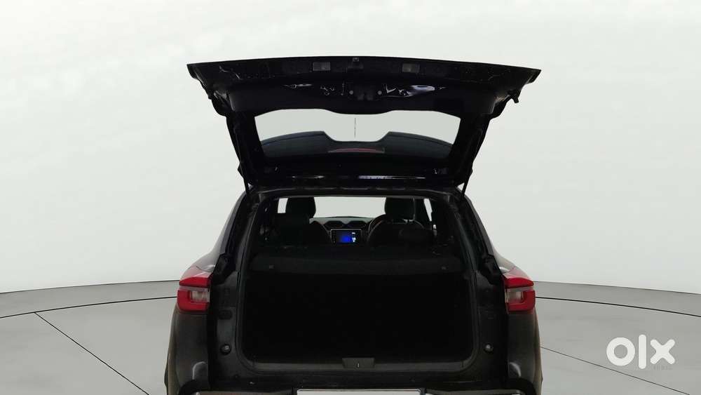 Nissan Magnite 1.0 Xv Premium, 2021, Petrol