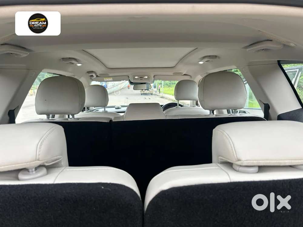 Mahindra Xuv700 2.2 Ax 7 Diesel At Luxury Pack Str Awd, 2022, Diesel
