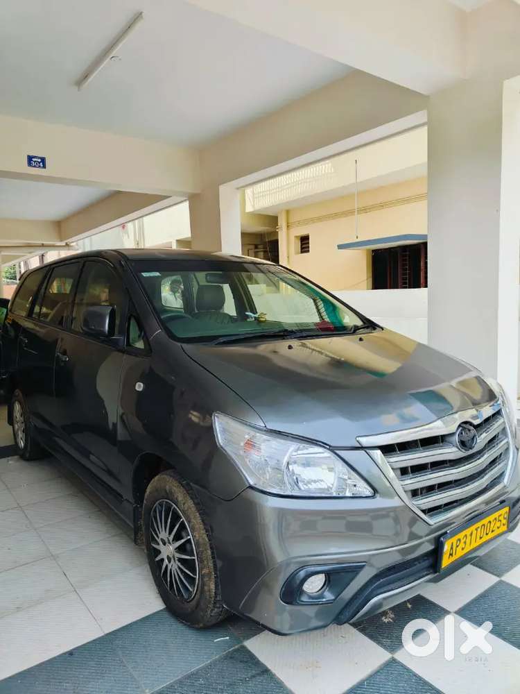 Toyota Innova 2.5 G 2012