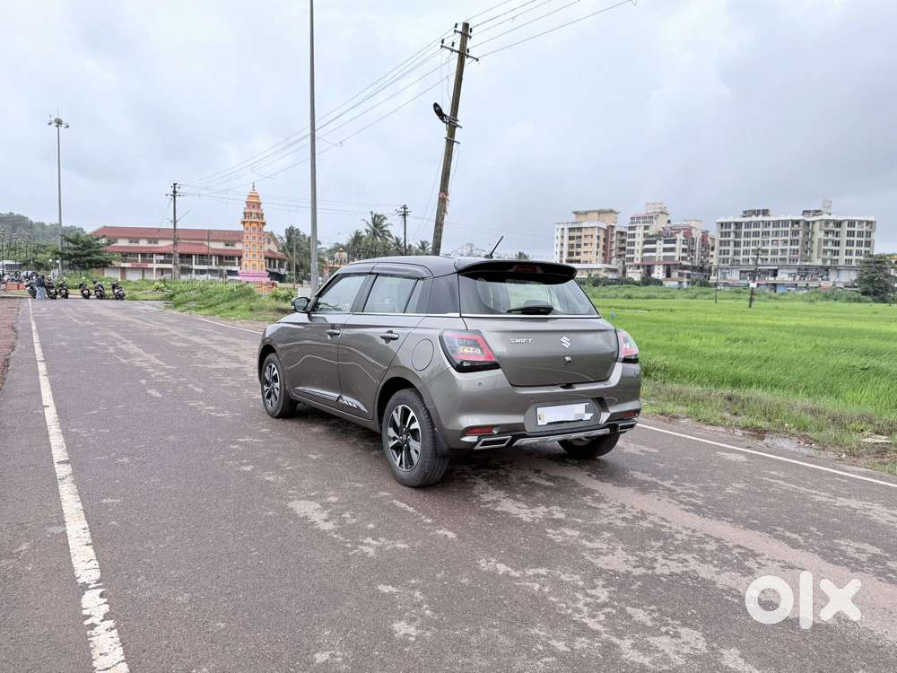 Maruti Suzuki Swift Zxi Plus Amt Dual Tone, 2025, Petrol