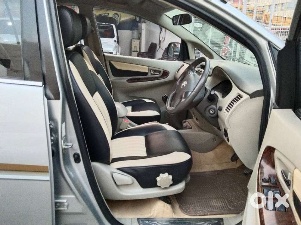 Toyota Innova 2.5 V 7 Str, 2014, Diesel