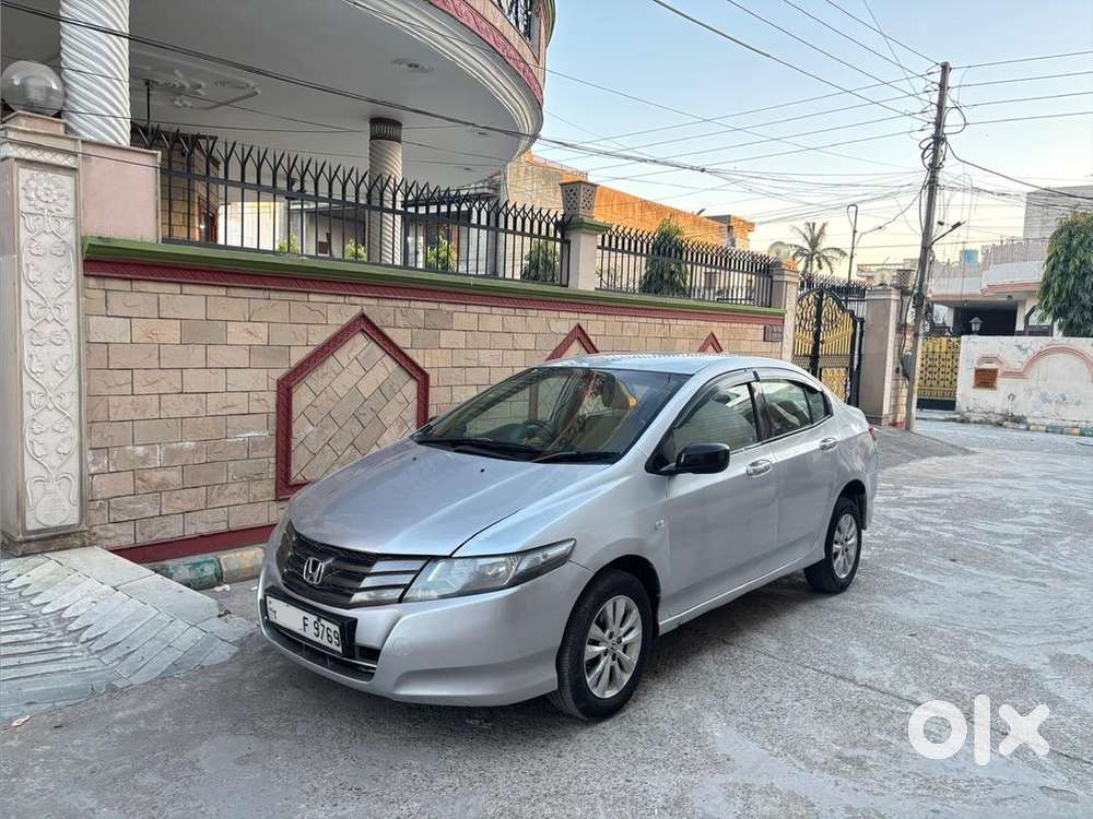 Honda City 2011 Cng Italian Timely Serviced Family Car