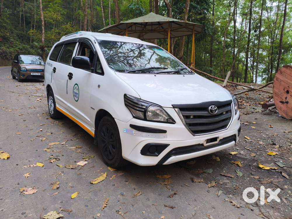Toyota Innova 2.5 G (diesel) 8 Seater, 2014, Diesel