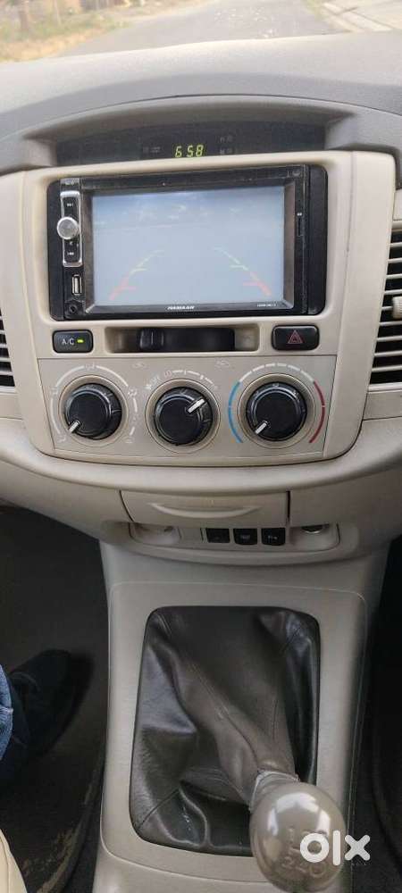 Toyota Innova 2.5 G (diesel) 7 Seater Bs Iv, 2014, Diesel