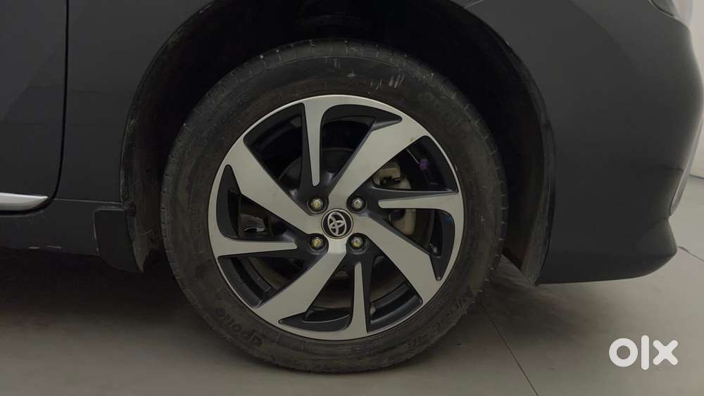 Toyota Glanza 1.2 V Amt, 2024, Petrol