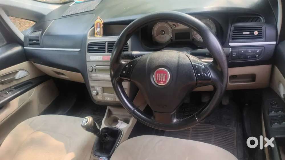 Fiat Linea 2011 Diesel 80000 Km Driven