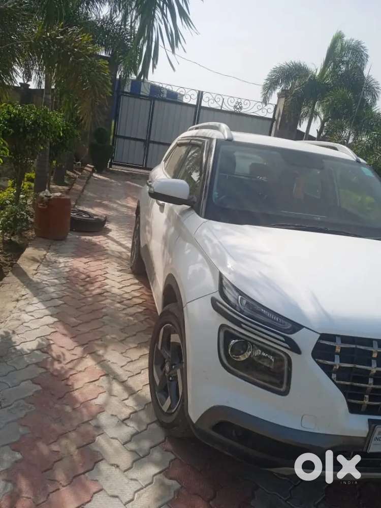 Hyundai Venue Diesel Sx 2022 Manual With Vip No. Plate