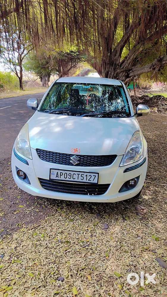 Maruti Suzuki Swift 1.2 Lxi 2013
