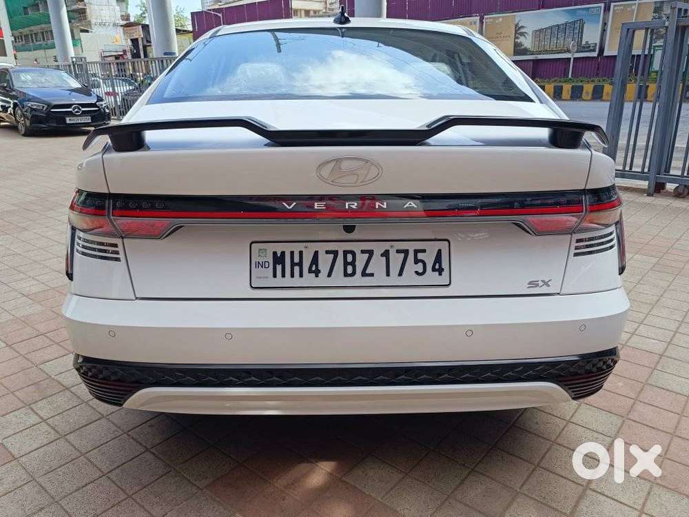 Hyundai Verna Sx 1.5 Petrol Ivt, 2025, Petrol