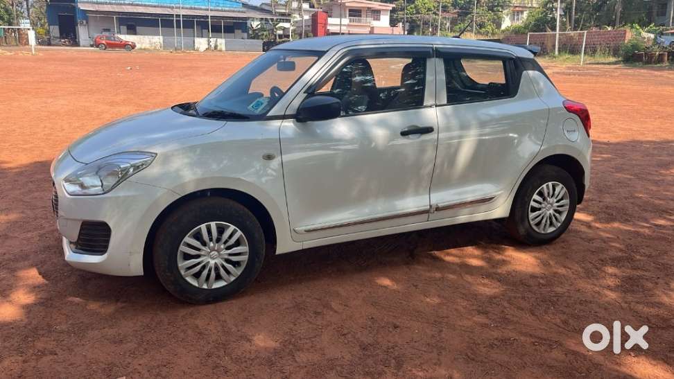 Maruti Suzuki Swift 1.2 Lxi (o), 2018, Petrol