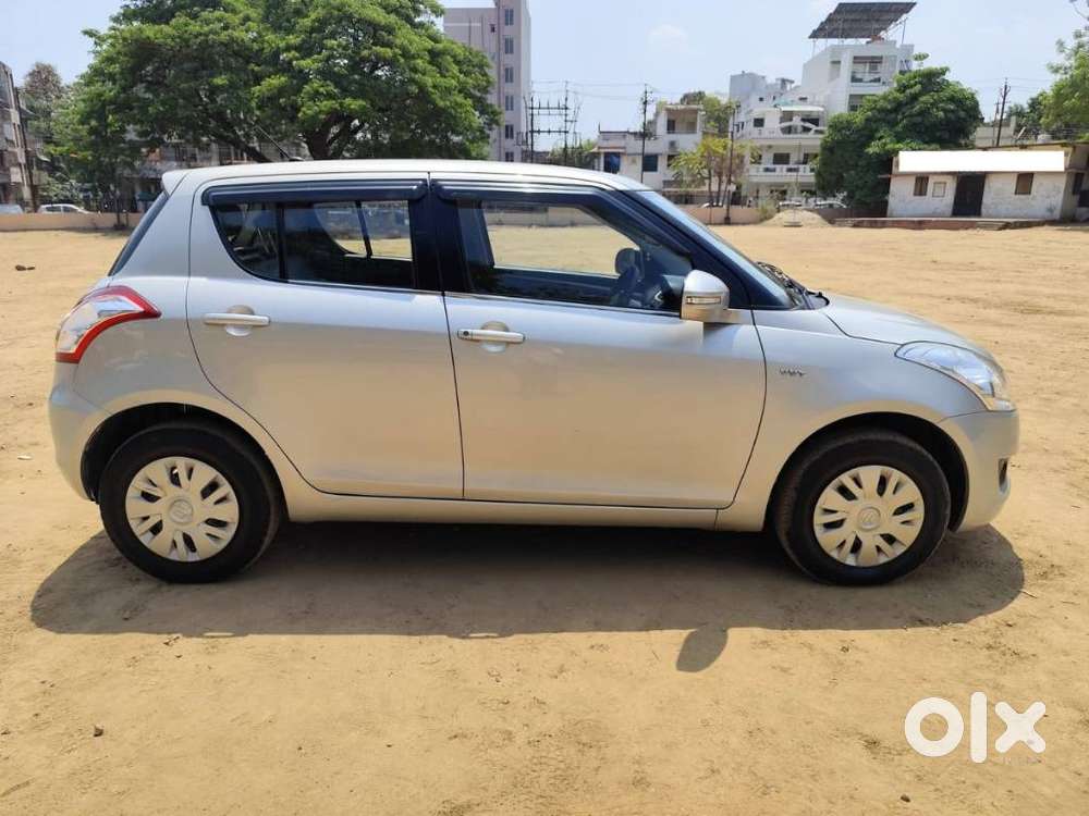 Maruti Suzuki Swift Vxi Abs Bsiv, 2014, Petrol