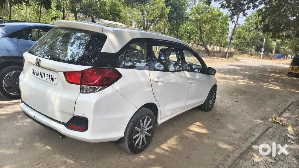Honda Mobilio 2015 Diesel Well Maintained