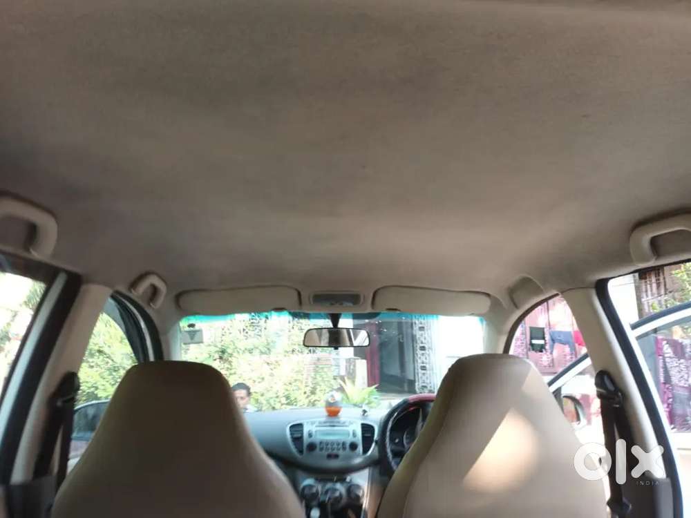 Hyundai I10 Sportz 2012 Model