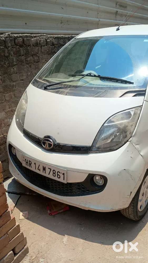 Power Window ,power Steering,ac Fully Working,80%tyre