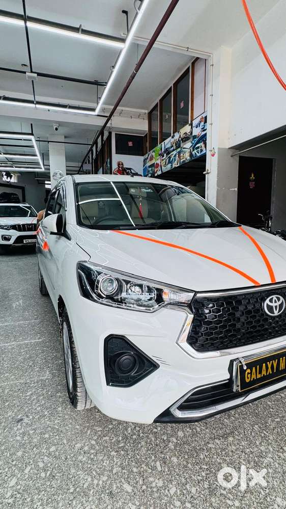 Toyota Rumion S Cng, 2026, Petrol