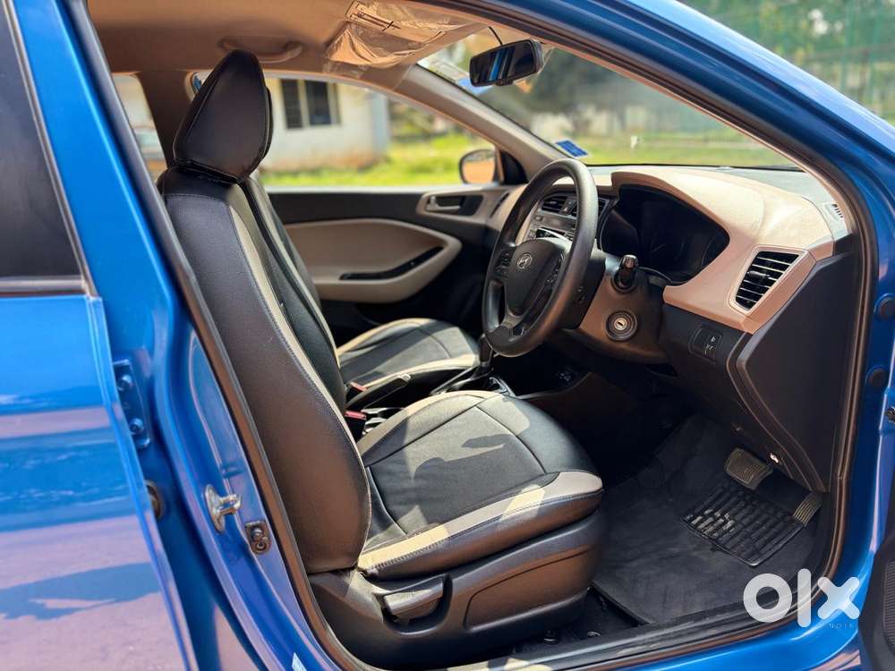 Hyundai I20 1.4 Magna At, 2017, Petrol