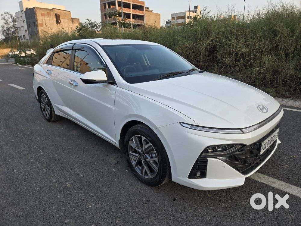 Hyundai New Verna