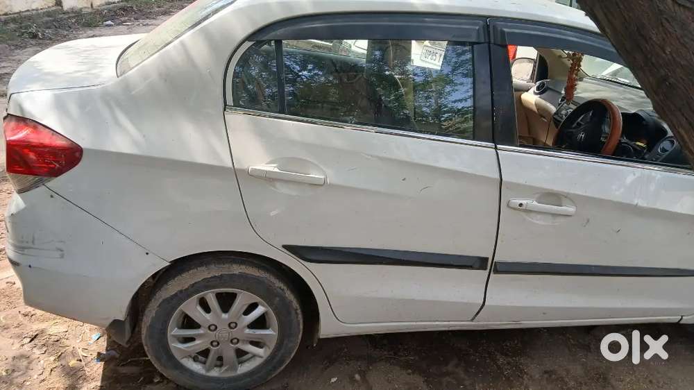 Honda Amaze 2015 Diesel 110000 Km Driven