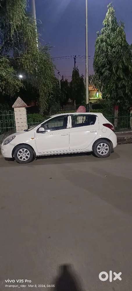 Hyundai I20 2009 Petrol 84000 Km Driven