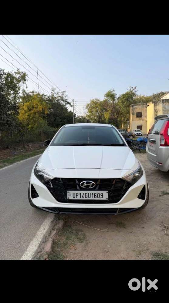 Hyundai I20 Top Model With 20 Inch Alloy Wheels
