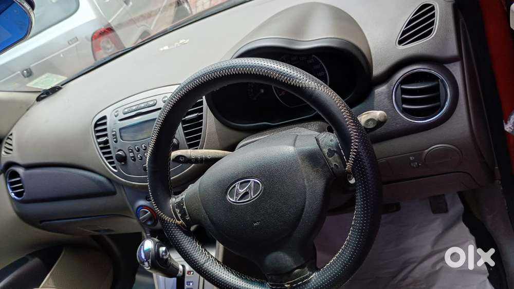 Hyundai I10 Sportz At, 2012, Petrol