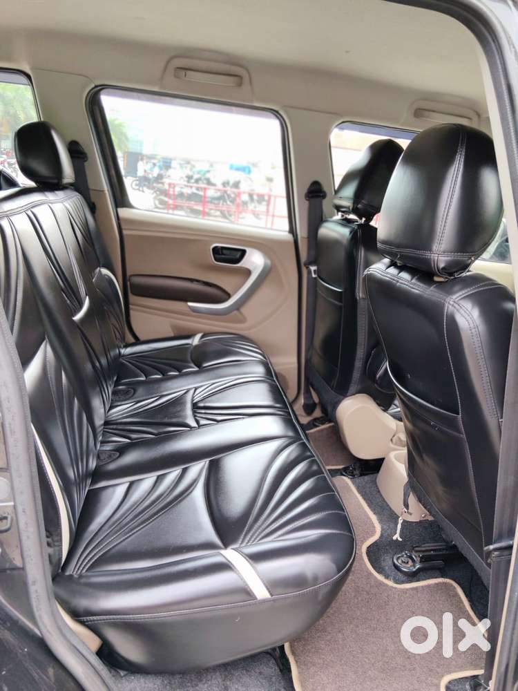 Mahindra Tuv 300 Mhawk100 T8, 2017, Diesel