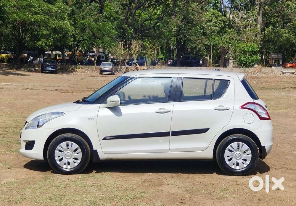 Maruti Suzuki Swift Vxi Optional, 2013, Petrol