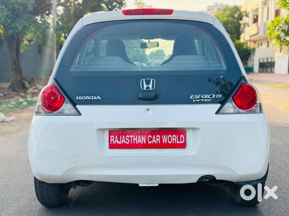 Honda Brio, 2016
