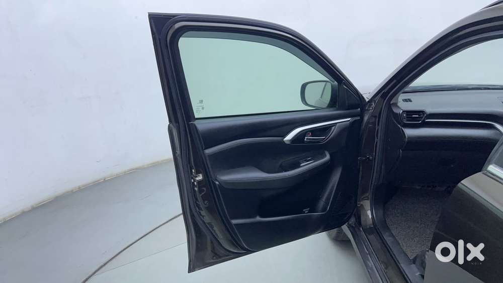 Toyota Urban Cruiser Hyryder 1.5 V Neo Drive, 2023, Petrol