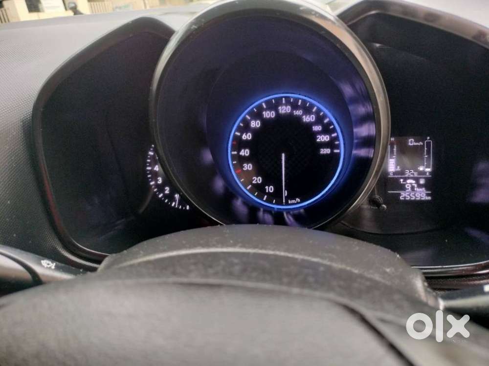 Hyundai Venue S 1.2 Petrol, 2020