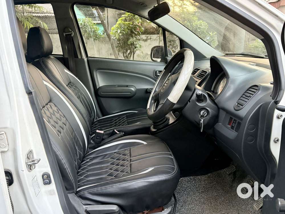 Maruti Suzuki Ritz Lxi, 2011, Petrol