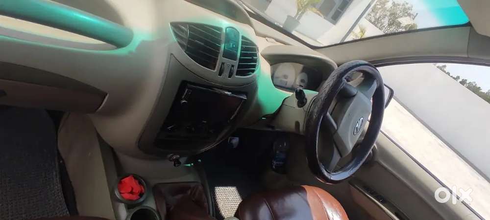 Mahindra Quanto Seven Seater