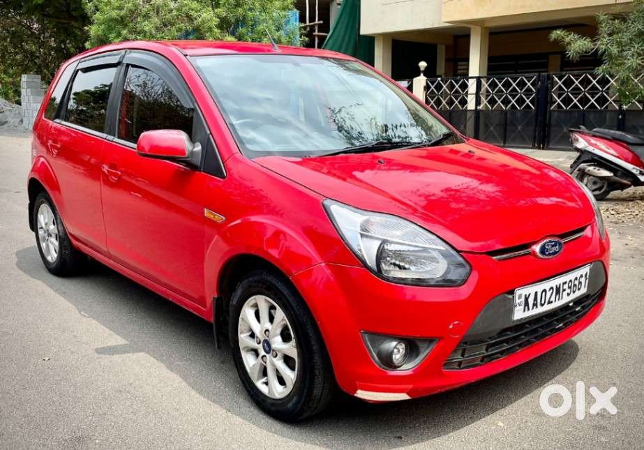 Ford Figo 1.2p Titanium Opt Mt, 2011, Petrol