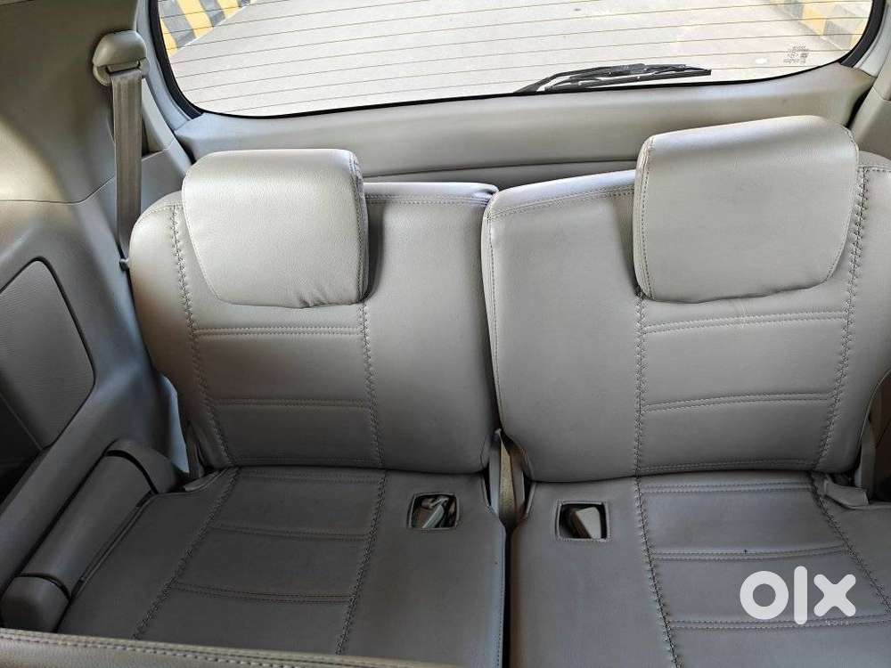 Toyota Innova 2.5 G (diesel) 8 Seater, 2013, Diesel