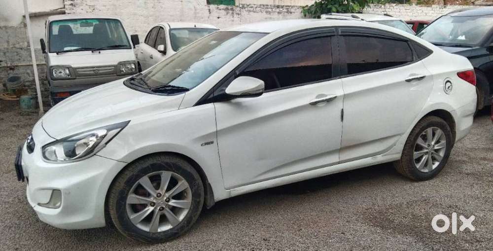 Hyundai Verna 1.6 Sx Crdi, 2013, Diesel