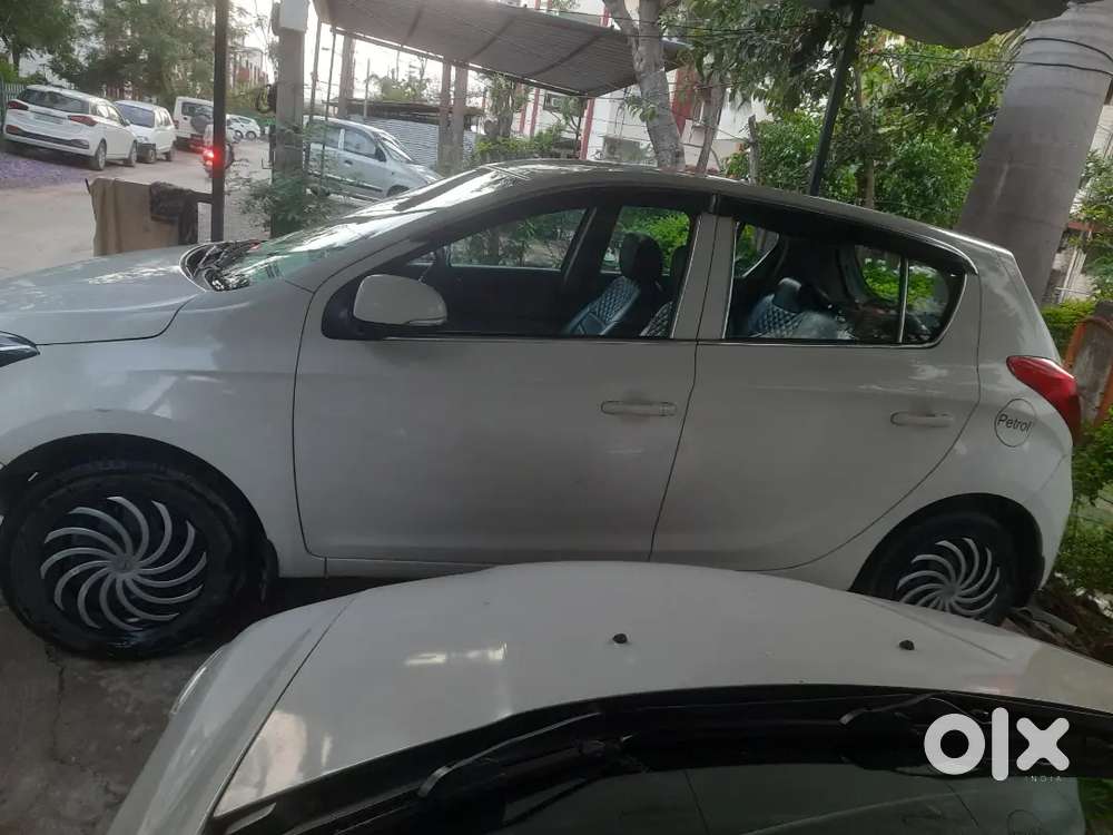 Hyundai I20 2013 Petrol Well Maintained