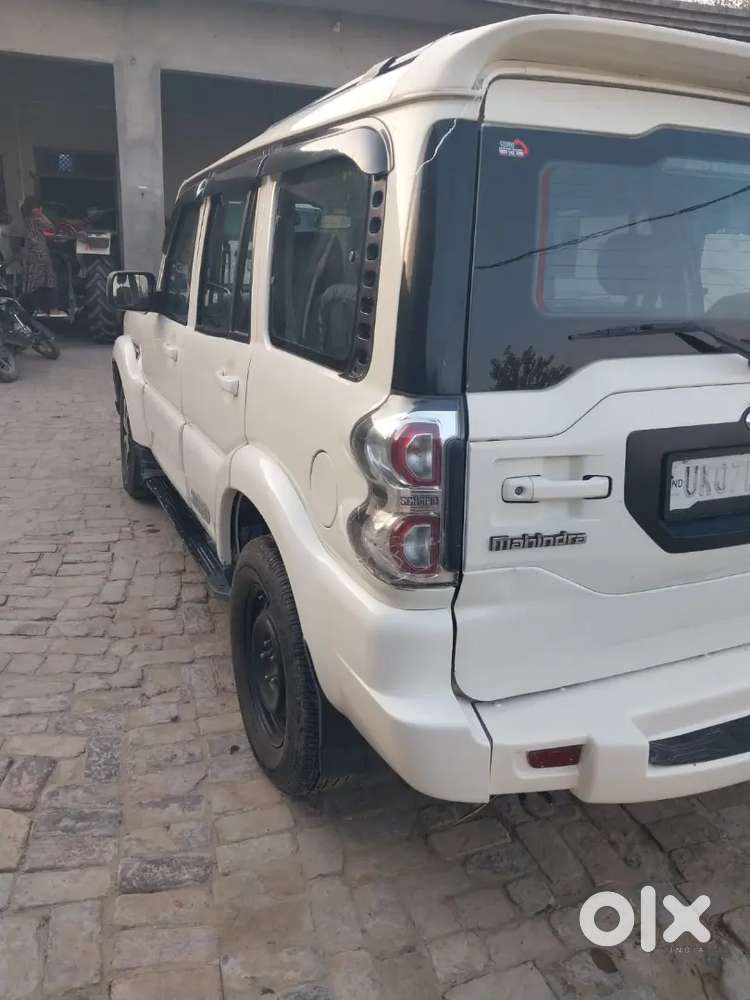 Mahindra Scorpio 2017 Diesel 90000 Km Driven
